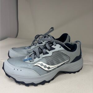 NWOT Saucony Aura TR Women’s Shoes